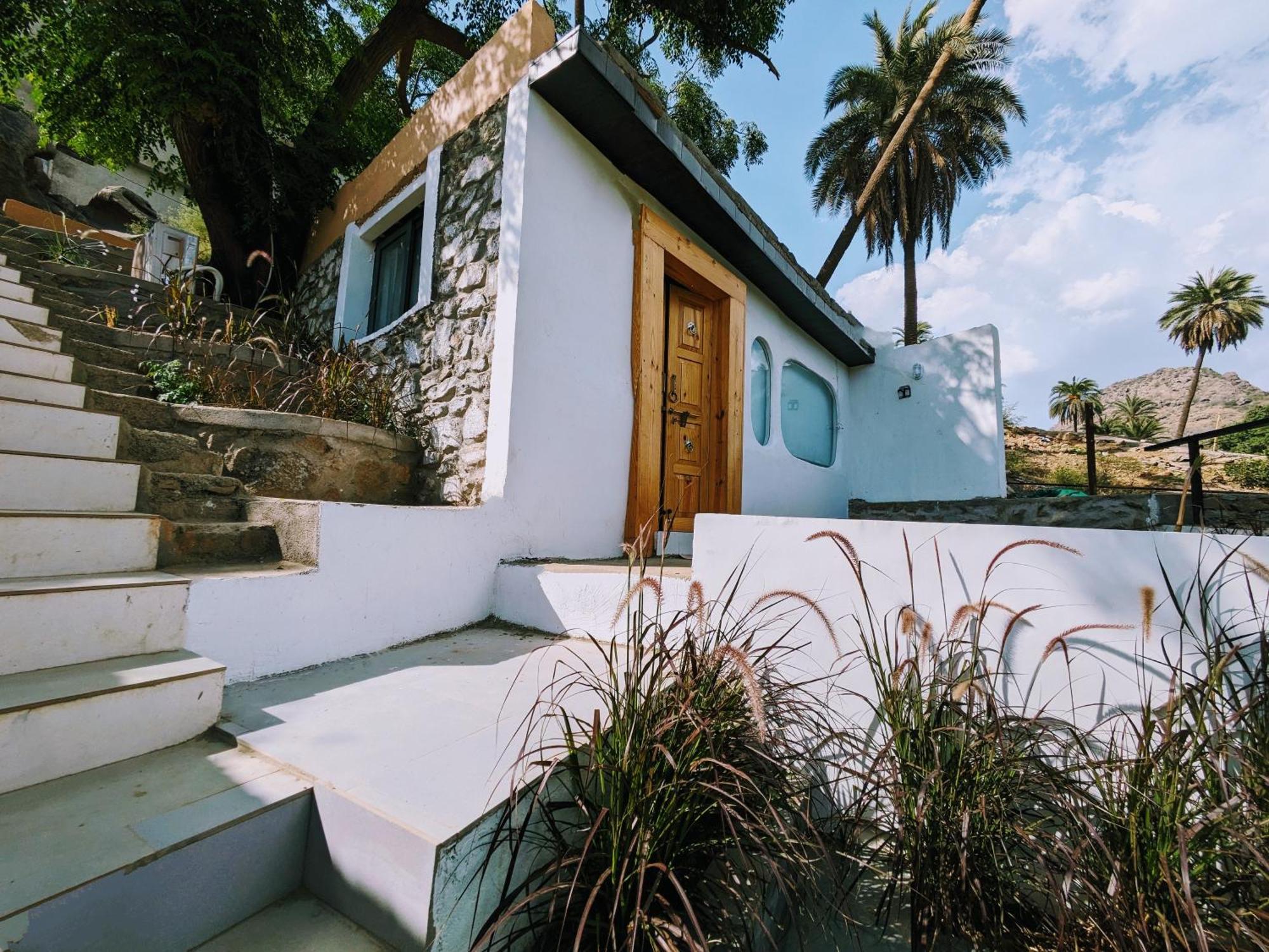 Cob House Hotel Mount Abu Buitenkant foto